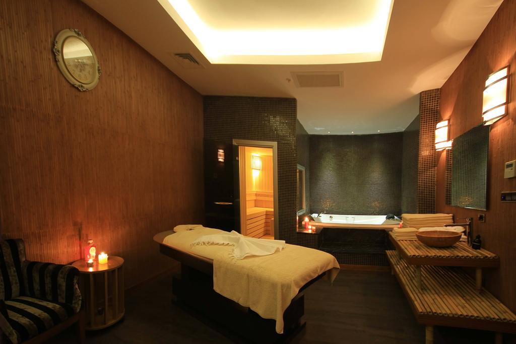 Sky Tower Hotel Akcakoca Convention & Spa Center Экстерьер фото