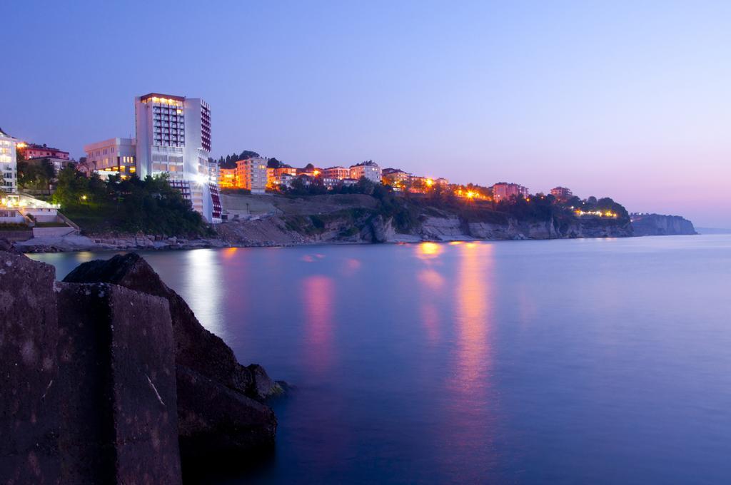 Sky Tower Hotel Akcakoca Convention & Spa Center Экстерьер фото